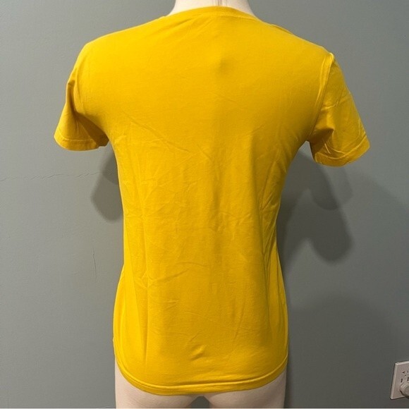 Yellow Rose Printed T-Shirt Size Small - Picture 2 of 4